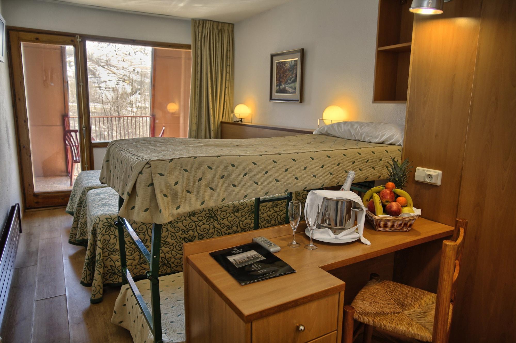 Evenia Monte Alba Hotel Cerler Eksteriør billede
