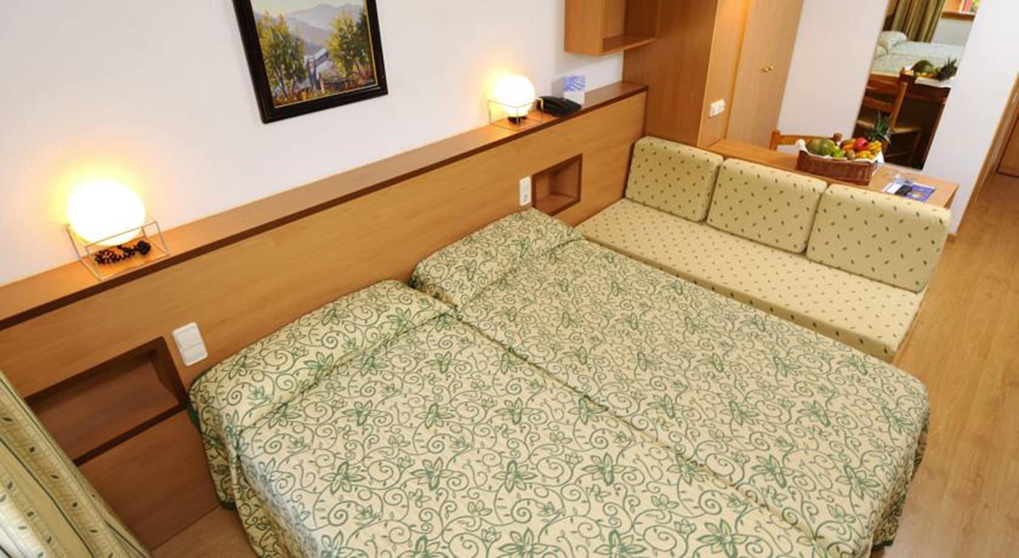 Evenia Monte Alba Hotel Cerler Eksteriør billede