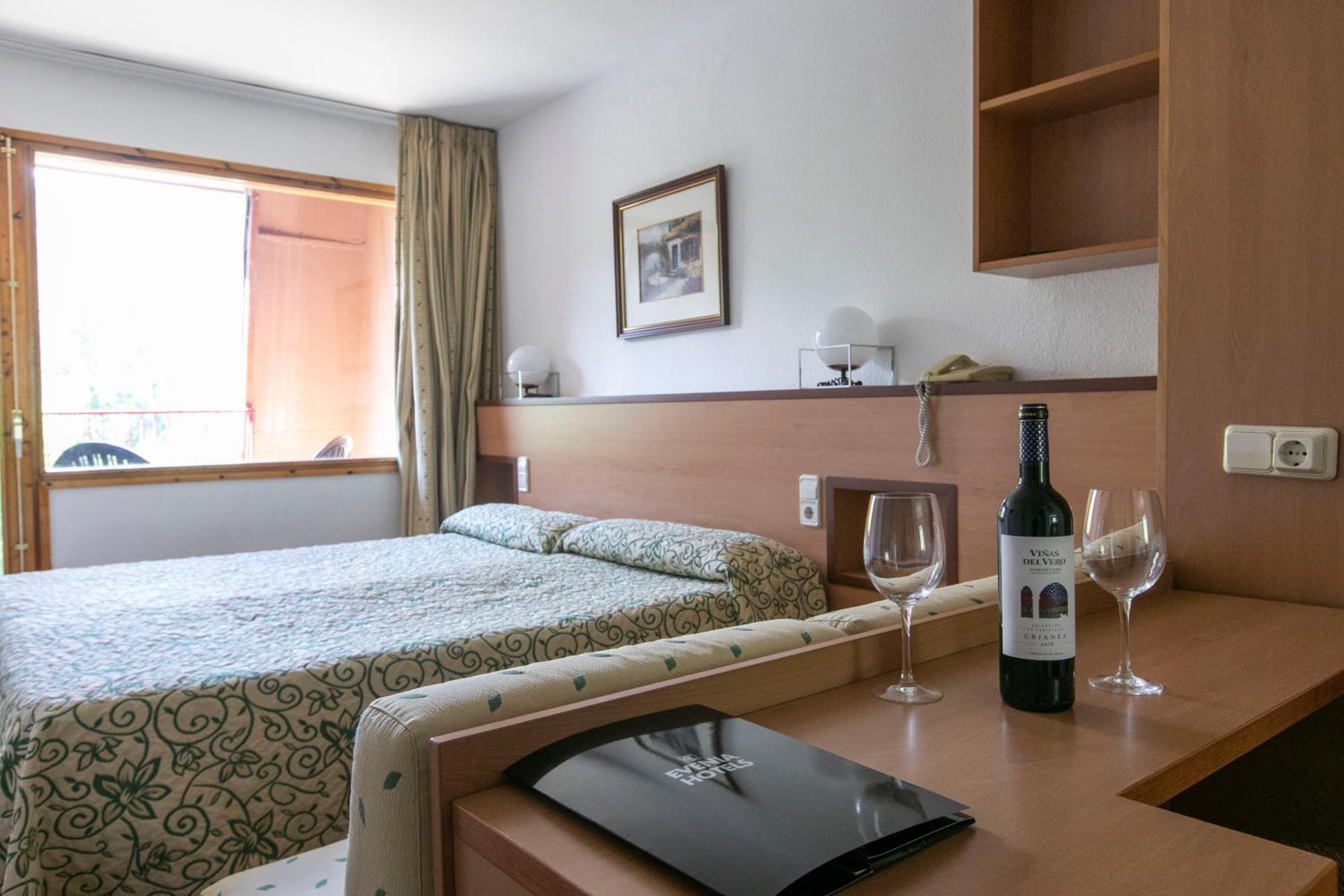 Evenia Monte Alba Hotel Cerler Eksteriør billede
