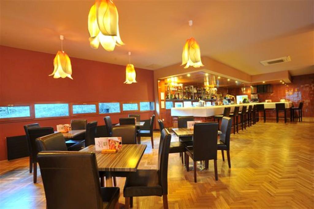 Evenia Monte Alba Hotel Cerler Eksteriør billede