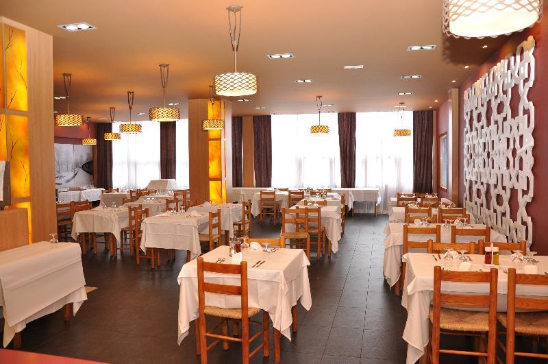 Evenia Monte Alba Hotel Cerler Eksteriør billede