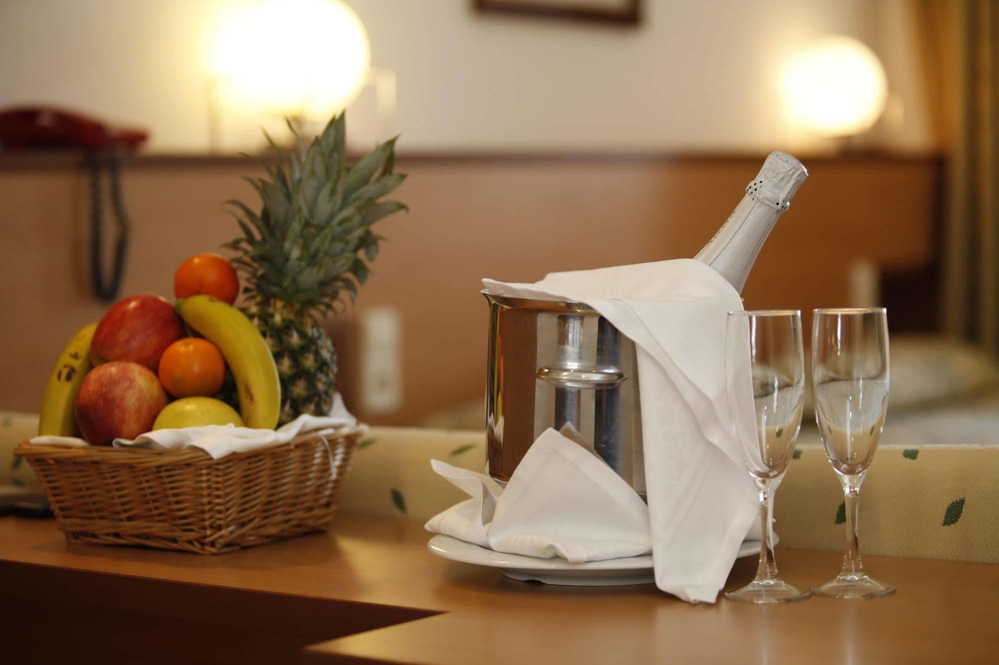 Evenia Monte Alba Hotel Cerler Eksteriør billede